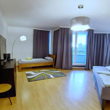 Lea-Apartment, 2 Raum, Balkon Tg Zentral Am Park Leipzig Luaran gambar